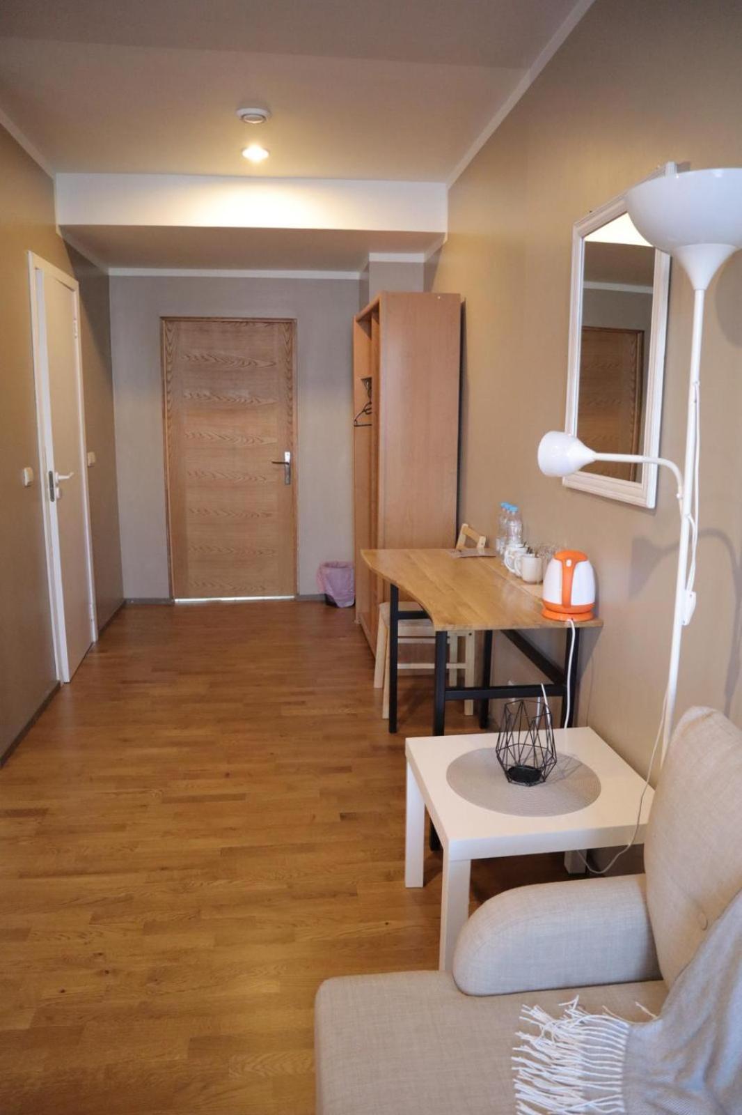 Viesnica Kandava Bagian luar foto